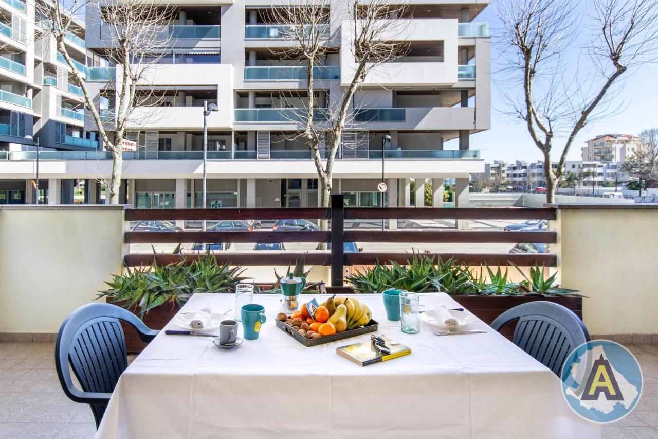 דירות Montesilvano Marina Luminoso A Due Passi Dal Mare 51A מראה חיצוני תמונה